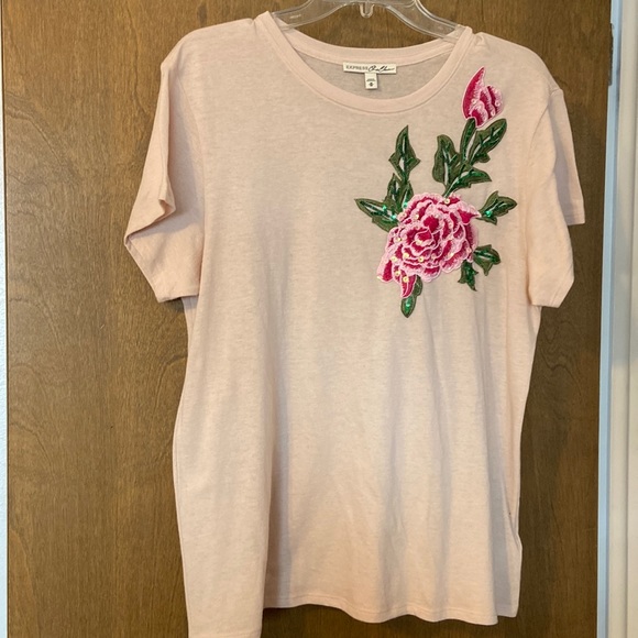 Women’s tee - Picture 1 of 4